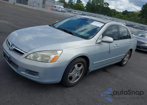 2007 Honda Accord Hybrid z USA, uszkodzony, nr VIN JHMCN36497C003805